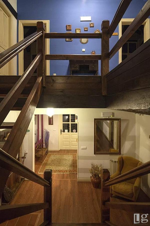 Posada Torre Del Milano 코밀라스 외부 사진